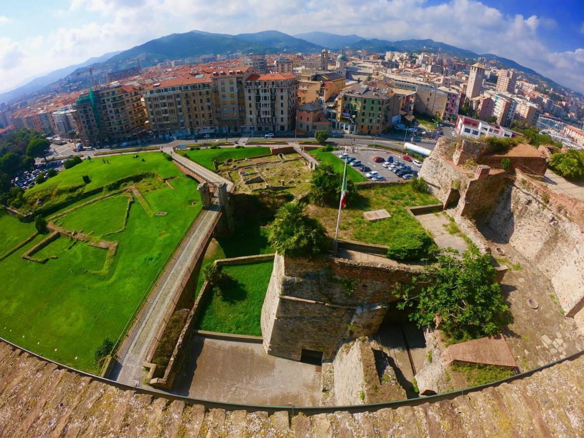 Central Savona Exterior foto